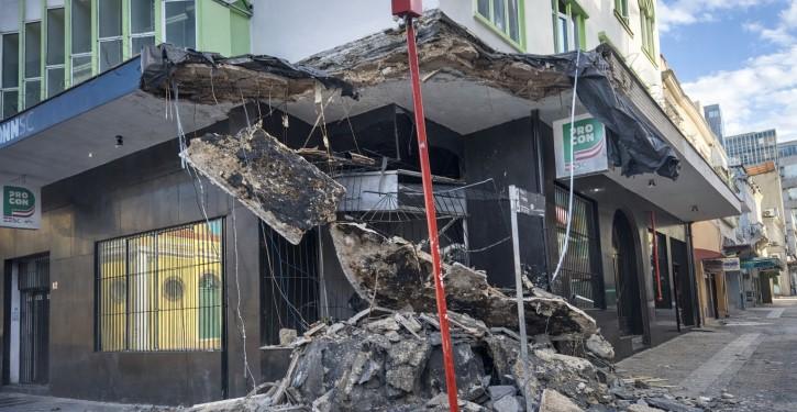 Desabamentos expõem risco oculto nas fachadas das edificações