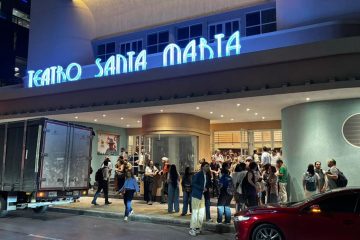 O dia em que a ciência lotou um teatro