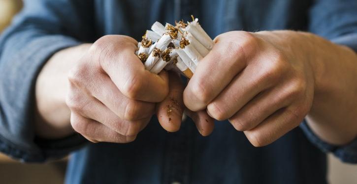 o limite jurídico do “recta de fumar” em condomínios