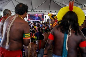 Crise climática e decolonialidade: a preço da práxis dos comunicadores indígenas no Sul Global 