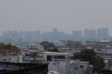 Qualidade do ar em Manaus chega ao duplo do recomendado pela OMS em setembro