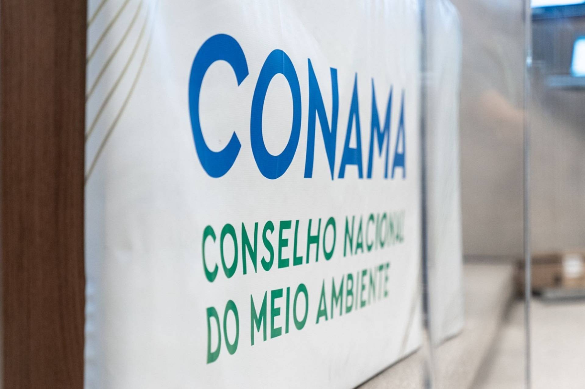 Conama discute revisão de regra para APPs e proteção de olhos d’chuva intermitentes