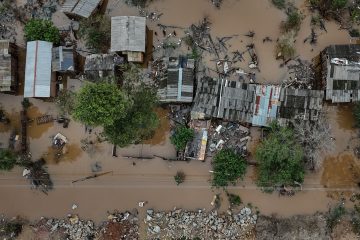 Da seca na Amazônia às enchentes no Sul: a prenúncio do negacionismo de Flávio Bolsonaro